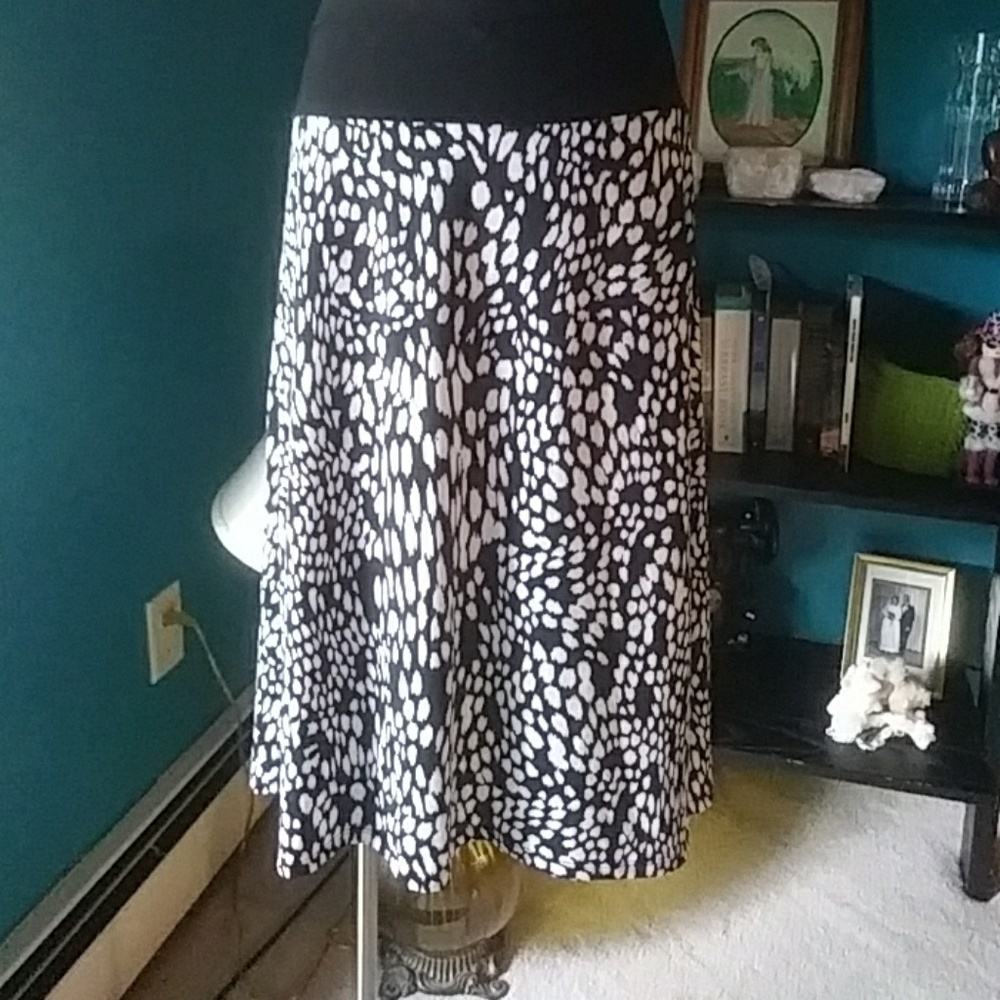 Coco Bianco Skirt sz 14